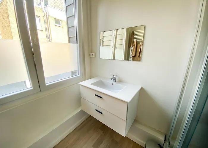 Sol - Sea, Sun, City-centre Οστένδη